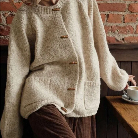 Cozy Beige Knit Cardigan with Wooden Toggles - Picture 3 of 5